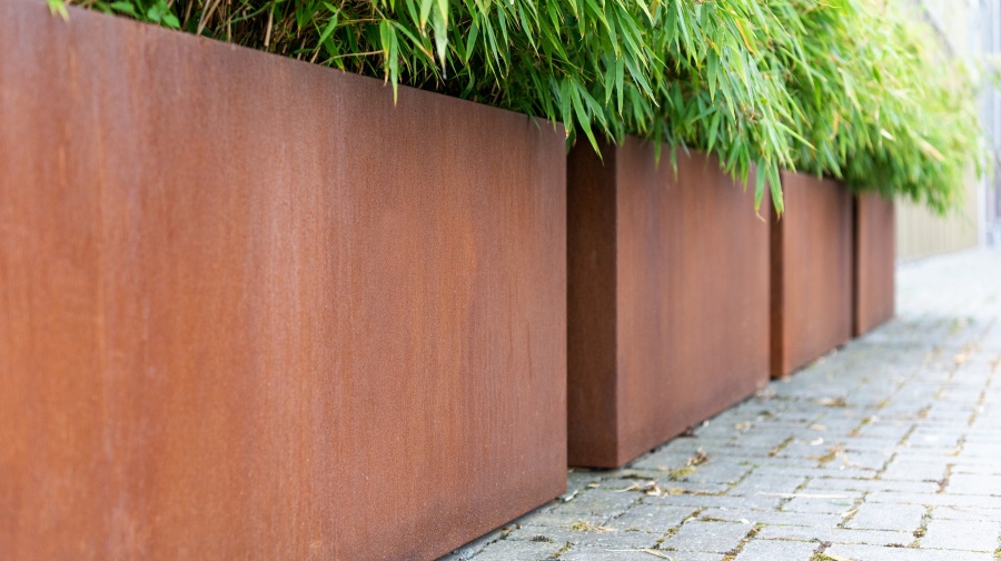 Stockverkoop Metalen design tuinproducten - Einde reeks en maatwerk